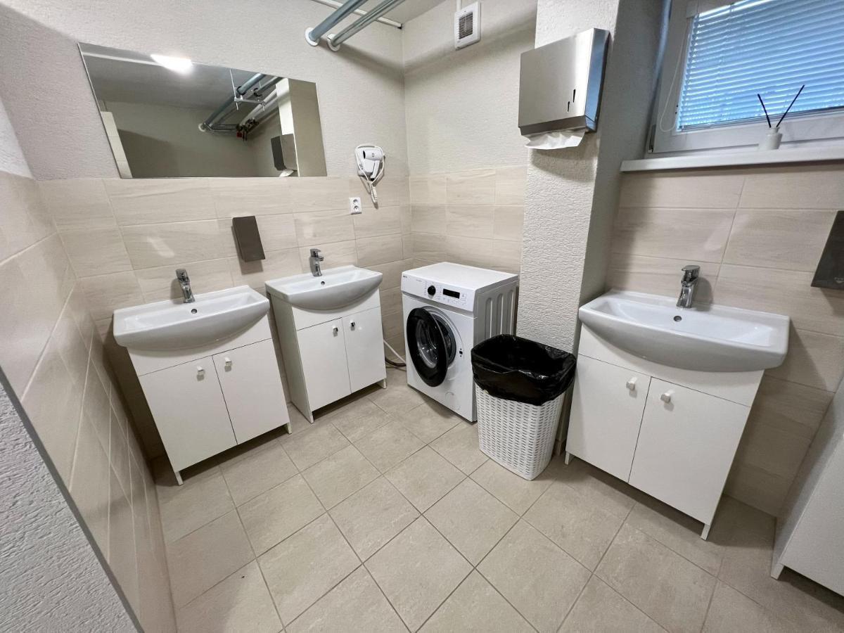 Hostel H18 Bardejov Eksteriør billede