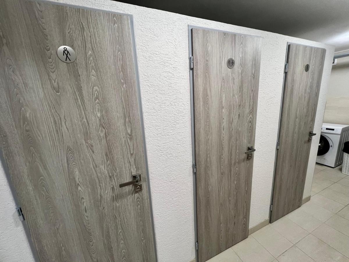Hostel H18 Bardejov Eksteriør billede